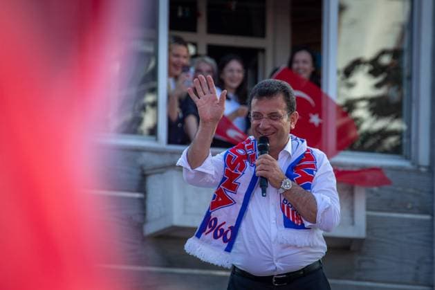 May 25, 2023: Ekrem Imamoglu, Istanbul Metropolitan Mayor and Nation Alliance Vice President Candidate, asked his voters to vote for Kemal Kilicdaroglu, the Presidential Candidate of the Nation Alliance, at the Istanbul Citizens Meeting, Turkey on May 25, 2023. In the first round on 14 May, none of the candidates received enough votes to be elected president, and the election went to the second round. ToÂ¼rkiye will go to the polls again on 28 May. - ZUMAi72_ 20230525_znp_i72_015 Copyright: xTolgaxIldunx