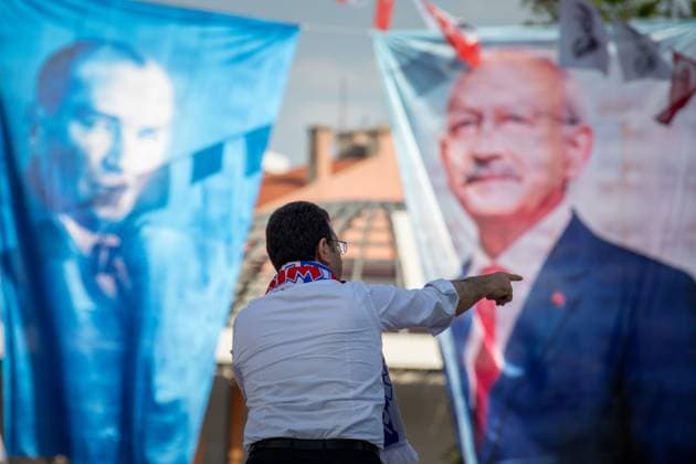 May 25, 2023: Ekrem Imamoglu, Istanbul Metropolitan Mayor and Nation Alliance Vice President Candidate, asked his voters to vote for Kemal Kilicdaroglu, the Presidential Candidate of the Nation Alliance, at the Istanbul Citizens Meeting, Turkey on May 25, 2023. In the first round on 14 May, none of the candidates received enough votes to be elected president, and the election went to the second round. ToÂ¼rkiye will go to the polls again on 28 May. - ZUMAi72_ 20230525_znp_i72_018 Copyright: xTolgaxIldunx