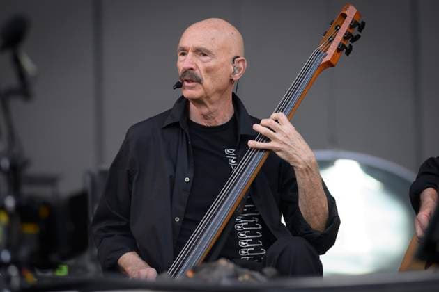 Peter Gabriel - i o The Tour (Tony Levin) live beim Open Air am Königsplatz, München am 28.05.2023