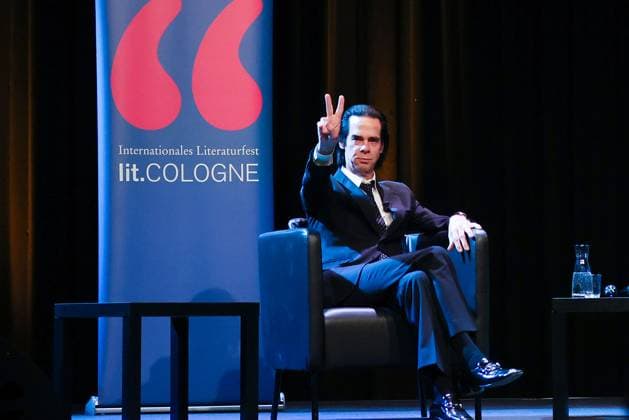 Bilder des Jahres 2023, Entertainment June 06 Entertainment Themen der Woche KW23 Entertainment Bilder des Tages Nick Cave, der Musiker und Autor bei der Vorstellung seines Bestsellers Glaube, Hoffnung und Gemetzel im Rahmen der Lit Cologne Spezial am 05.06.2023 in Koeln Nick Cave bei der Vorstellung seines Bestsellers im Rahmen der Lit Cologne Spezial in Koeln