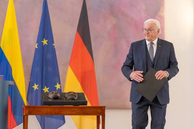 Bilder des Jahres 2023, News June 06 News Themen der Woche KW24 News Bilder des Tages RECORD DATE NOT STATED Ansprache Bundespräsident Steinmeier Staatspräsident Gustavo Francisco Petro Urrego Kolumbiens und Bundespräsident Frank-Walter Steinmeier am 16.6.2023 bei der Rückgabe zweier Masken der indigenen Gemeinschaft der Kogi durch das Ethnologische Museum der Staatlichen Museen zu Berlin Berlin Berlin GER