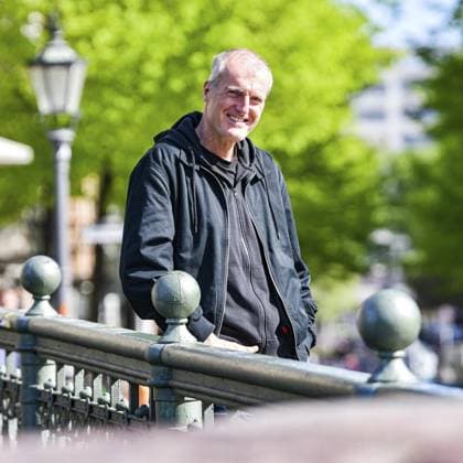 Spaziergang mit Autor Robert Seethaler Copyright: MaurizioxGambarini
