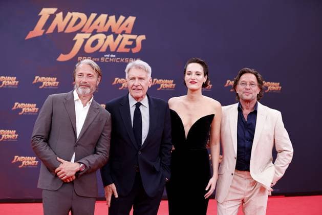 Bilder des Jahres 2023, Entertainment June 06 Entertainment Themen der Woche KW25 Entertainment Bilder des Tages Mads Mikkelsen, Harrison Ford, Phoebe Waller-Bridge und Thomas Kretschmann bei der Indiana Jones und das Rad des Schicksals Premiere am 22.06.2023 in Berlin Indiana Jones Filmpremiere in Berlin mit Harrison Ford