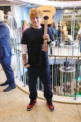 Bilder des Jahres 2023, Entertainment 07 Juli Entertainment Themen der Woche KW28 Entertainment Bilder des Tages RECORD DATE NOT STATED ED SHEERAN NEUE WACHSFIGUR 13.07.2023 Ed Sheeran (Wachsfigur), Präsentation der neuen Wachsfigur von Ed Sheeran im Panoptikum, Hamburg, 13.07.2023 Copyright: xEventpressxMPx