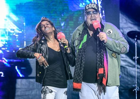 Bilder des Jahres 2023, Entertainment 08 August Entertainment Themen der Woche KW31 Entertainment Bilder des Tages 05.08.2023, xlakx, Entertainment Musik, SchlagerHammer 2023 in Oranienburg emspor, v.l. Gemeinsam mit Andreas Ellermann will Nadja Abd el Farrag groß rauskommen. Heute feiern beide beim SchlagerHammer in Oranienburg ihren ersten Schlager-Festival Auftritt bei der grossen Schlager Radio Sommerparty im Schlosspark Oranienburg. Oranienburg