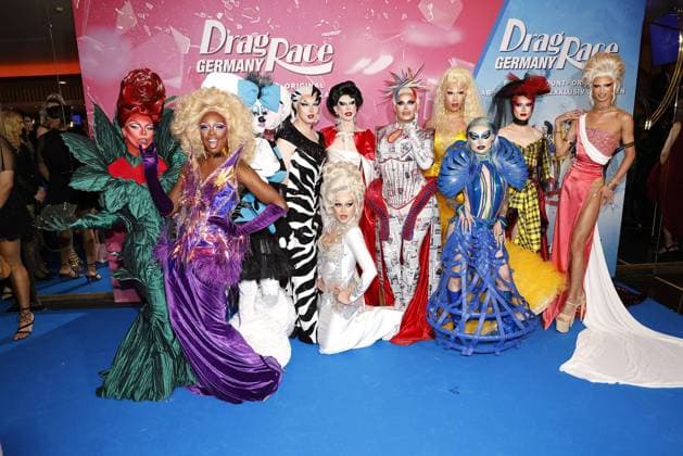Bilder des Jahres 2023, Entertainment 08 August Entertainment Themen der Woche KW35 Entertainment Bilder des Tages Die Kandidatinnen und Dragqueens aus Deutschland, Oesterreich und der Schweiz bei der Premiere der neuen Reality Show Drag Race Germany (Paramount) am 31.08.2023 in Berlin. Premiere der neuen Reality Show Drag Race Germany in Berlin