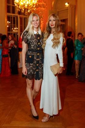 Bilder des Jahres 2023, Entertainment 09 September Entertainment Themen der Woche KW36 Entertainment Bilder des Tages Event - Movie Meets Media Larissa Marolt und Jenny Elvers beim Movie Meets Media Event im Schlosshotel Grunewald by Patrick Hellmann am 08.09.2023 in Berlin. Copyright: xEventpressxKochanx