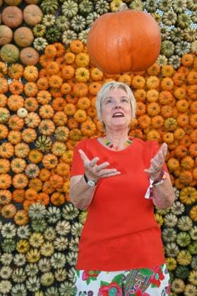 Moderatorin Birgit Biggi Lechtermann kommt zum grossen Kürbisfest im Gertrudenhof