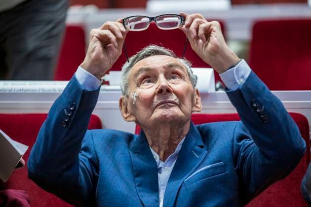 Bilder des Jahres 2023, News 09 September News Themen der Woche KW37 Der juedische NS-Zeitzeuge Marian Turski (97), polnischer Journalist und Praesident des Internationalen Auschwitz Komitees, am Samstag (16.09.2023) auf der 13. Vollversammlung des Lutherischen Weltbundes (LWB) im polnischen Krakau. Die einwoechige Tagung steht unter dem Motto Ein Leib, Ein Geist, Eine Hoffnung . Die Versammlung soll einen neuen Praesidenten waehlen und die Arbeitsschwerpunkte der internationalen Kirchengemeinschaft mit 77 Millionen lutherischen Christen festlegen. EDITORIAL USE ONLY