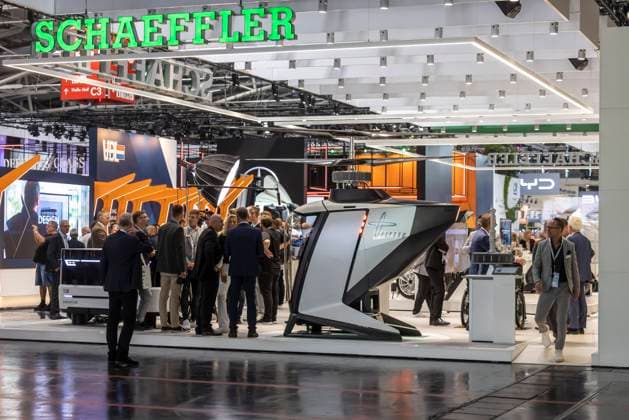 IAA MOBILITY MUNICH 2023. Stand des Zulieferers Schaeffler. Die Fahrzeugmesse steht ganz im Zeichern von E-Mobilität sowie alternativen Antriebstechnologien. 10.09.2023: München, Bayern, Deutschland, Europa