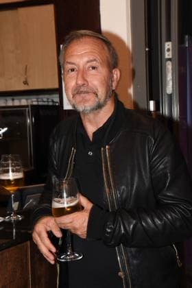 Mathias Scheffel Mitinhaber Muenchen 25.09.2023 Filmcasino BE Visible Dinner der SHECIETY mit Bits und Pretzels im italienisches Boutique-Restaurant Baci IM Zeichen der Sichtbarkeit von Frauen im Berufsleben, Muenchen