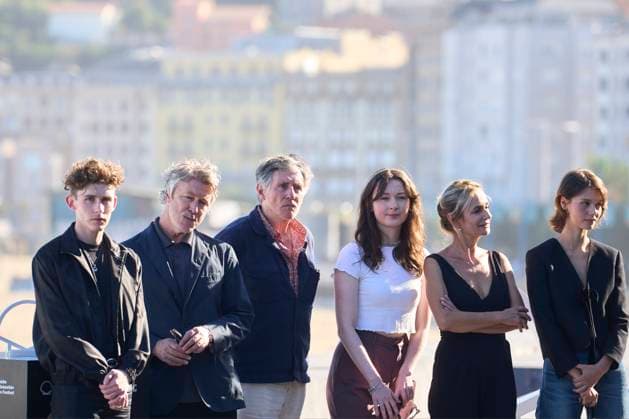 September 30, 2023, Madrid, Madrid, Spain: Sandrine Bonnaire, Gabriel Byrne, Fionn O Shea, Grainne Good, James Marsh attended Dance First Photocall during 71st San Sebastian International Film Festival at Kursaal Palace on September 30, 2023 in Donostia San Sebastian, Spain Madrid Spain - ZUMAg15_ 20230930_zaf_g15_005 Copyright: xJackxAbuinx