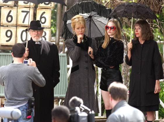 UK SALES ONLY Gwyneth Paltrow on the set of her latest movie Running with Scissors. 3732 LOS ANGELES, CALIFORNIA - Monday April 4 2005. Gwyneth Paltrow on the last day of filming her latest movie Running With Scissors . A smiling Gwyneth was joined on set by (l-r) Brian Cox, Evan Rachel Wood and Jill Clayburgh. Running with Scissors is the true story of a boy whose mother (a poet with delusions of Anne Sexton) gave him away to be raised by her psychiatrist, a dead ringer for Santa and a lunatic in the bargain. Suddenly, at age twelve, Augusten Burroughs found himself living in a dilapidated Victorian house in perfect squalor. Dr. Finch s (Brian Cox) bizarre family, a few patients and a pedophile living in the backyard shed co  Copyright: xDanielxMayerx xAvalonx 0520040823