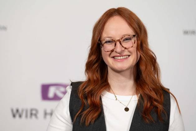 Johanna MUESSIGER, Müssiger, Moderatorin, Portraet, Porträt, Portrait, Angeschnittenes Einzelbild, Einzelmotiv, 28. RTL Spendenmarathon Wir helfen Kindern , Fernsehen, 16.-17.11.2023.