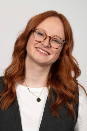 Johanna MUESSIGER, Müssiger, Moderatorin, Portraet, Porträt, Portrait, Angeschnittenes Einzelbild, Einzelmotiv, 28. RTL Spendenmarathon Wir helfen Kindern , Fernsehen, 16.-17.11.2023.