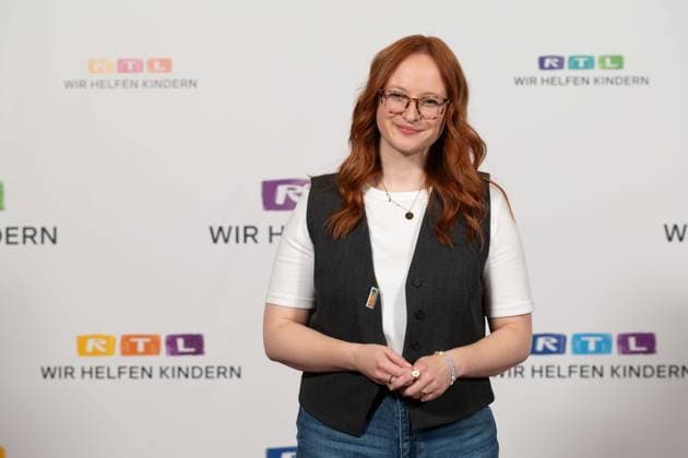 Johanna MUESSIGER, Müssiger, Moderatorin, Portraet, Porträt, Portrait, Angeschnittenes Einzelbild, Einzelmotiv, 28. RTL Spendenmarathon Wir helfen Kindern , Fernsehen, 16.-17.11.2023.