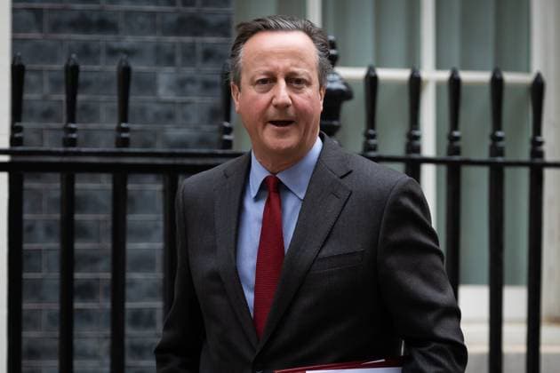 November 22, 2023, London, United Kingdom: Lord David Cameron leaves a cabinet meeting in Downing Street, London. Later, Chancellor Jeremy Hunt will present his Autumn Statement to Parliament. London United Kingdom - ZUMAs197 20231122_aaa_s197_353 Copyright: xTejasxSandhux