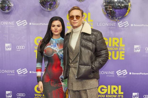 Bilder des Jahres 2023, Entertainment 12 Dezember Entertainment Themen der Woche KW49 Ruby O. Fee und Matthias Schweighoefer - Kinopremiere Girl You Know It s True im Zoo Palast Berlin am 05.12.2023. Premiere - Girl You Know It s True