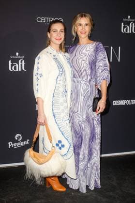 Bilder des Jahres 2023, Entertainment 12 Dezember Entertainment Themen der Woche KW50 Frauen 100 - The Stage Nadine Heidenreich und Wolke Hegenbarth beim Frauen 100 - The Stage Event im Admiralspalast am 12.12.2023 in Berlin. Copyright: xEventpressxKochanx