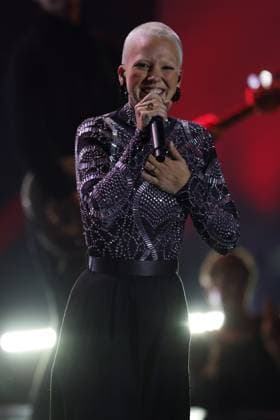 Stefanie Heinzmann - Die grosse Silvester Show 2023 Schweizer Pop- und Soulsängerin Stefanie Heinzmann bei der Grossen Silvester Show 2023. TV-Aufzeichnung vom 09.11.2023 in der Baden-Arena, Messe Offenburg-Ortenau. Baden-Württemberg, Deutschland. Ausstrahlung der Sendung auf ARD, ORF und SRF am 31.12.2023).
