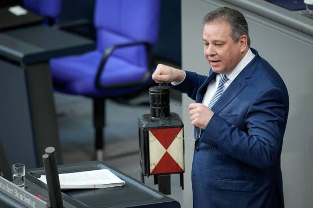 News Bilder des Tages Deutscher Bundestag, 151. Plenarsitzung, Haushaltsdebatte Andreas Mattfeldt (CDU) im Portrait bei seiner Rede zum Haushalt des Wirtschaftsministerium bei der 151. Sitzung des Deutschen Bundestag in Berlin, 01.02.2024Portrait;Portraet;Einzelbild;01.02.2024;151.Sitzung; Berlin Berlin Deutschland