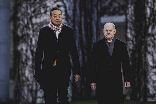 Bilder des Jahres 2024, News 03 März News Themen der Woche KW11 (R-L) Olaf Scholz (SPD), Bundeskanzler, und Srettha Thavisin, Premierminister von Thailand, aufgenommen im Rahmen eines gemeinsamen Treffens in Berlin, 13.03.2024. Berlin Deutschland Copyright: xFlorianxGaertnerxphotothek.dex