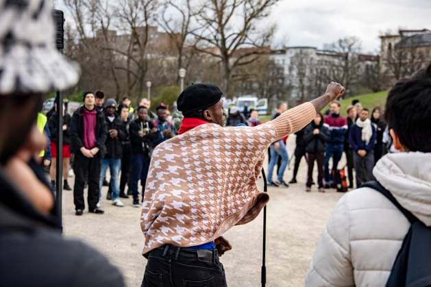Demonstration gegen Polizeigewalt, gegen Rassismus und für offene Grenzen am Görlitzer Park in Berlin am 15. März 2024. Demonstration gegen Polizeigewalt am Görlitzer Park