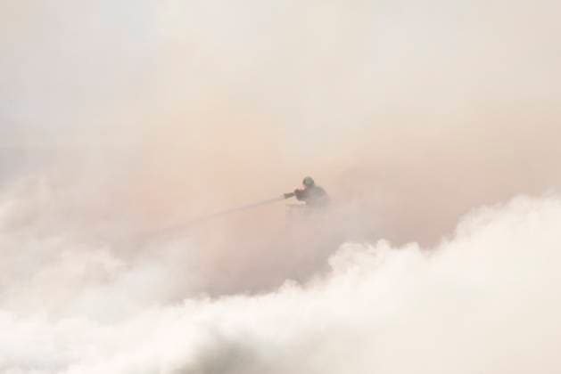 Bilder des Jahres 2024, News 04 April News Themen der Woche KW16 News Bilder des Tages The historic building Boersen is on fire in central Copenhagen in Denmark on Tuesday, April 16, 2024. A violent fire broke out Tuesday morning in the building, which is under renovation. The building was erected in the 1620s as a commercial building by King Christian IV and is located next to the Danish parliament , Copenhagen Denmark Copyright: EmilxHelmsx spdk20240416-092404-L