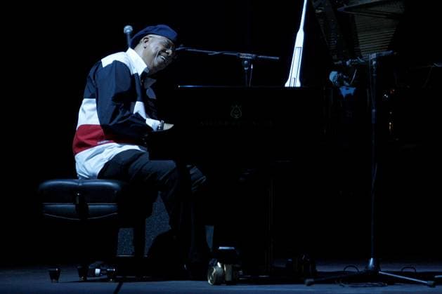 Chucho Valdés toca en los Jardines de Sabatini en Madrid ESP00705060. Chucho Valdés toca en los Jardines de Sabatini al costado del Palacio Real de Espana, música que casa el jazz con la música cubana en los veranos de la Villa 2010. Originario de Quivicán, provincia La Habana, Cuba, hoy en Madrid, Espana. NOTIMEX FOTO JUAN CARLOS ROJAS FRE ACE MADRID MARID ESPAÑA EDITORIAL USE ONLY Copyright: xx JUANxCARLOSxROJASx notimexpix281797