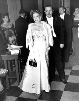 Mrs Elizabeth Arden Graham & Count Ferdinando Sarmi at the opening of Metropolitan Opera. November 13, 1951.  Copyright: xCopyrightxUnknownx 5513-48217646