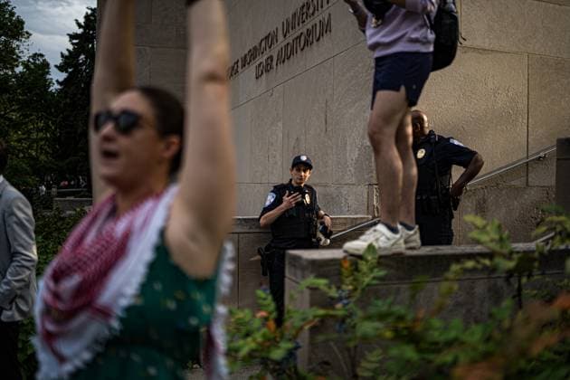 May 9, 2024, Washington, District Of Columbia, USA: Thirty-six hours following the dismantling of the anti-war encampment at GWU, protesters convened at the site to denounce the university and Metropolitan Police Department s actions, which led to the eviction, suspension, and arrest of students. Amidst their grievances, demonstrators also rallied against the continuous Israeli aggression in Gaza. Washington USA - ZUMAt162 20240509_znp_t162_011 Copyright: xNataschaxTahabsemx