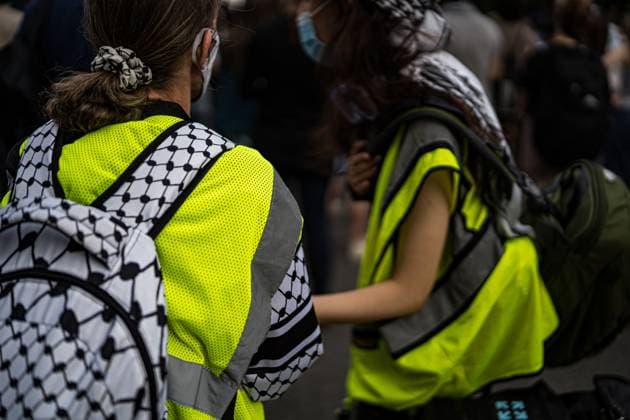 May 9, 2024, Washington, District Of Columbia, USA: Thirty-six hours following the dismantling of the anti-war encampment at GWU, protesters convened at the site to denounce the university and Metropolitan Police Department s actions, which led to the eviction, suspension, and arrest of students. Amidst their grievances, demonstrators also rallied against the continuous Israeli aggression in Gaza. Washington USA - ZUMAt162 20240509_znp_t162_043 Copyright: xNataschaxTahabsemx