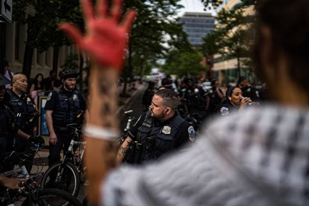 May 9, 2024, Washington, District Of Columbia, USA: Thirty-six hours following the dismantling of the anti-war encampment at GWU, protesters convened at the site to denounce the university and Metropolitan Police Department s actions, which led to the eviction, suspension, and arrest of students. Amidst their grievances, demonstrators also rallied against the continuous Israeli aggression in Gaza. Washington USA - ZUMAt162 20240509_znp_t162_055 Copyright: xNataschaxTahabsemx