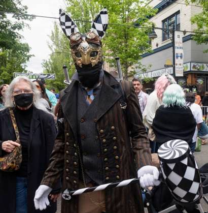 May 18, 2024 - McMinnville, Oregon, USA - The 24th Annual McMenamins UFO Festival commemorates the sighting of a UFO in 1950 by McMinnville farmer Paul Trent, who made several photos of a disc-shaped object hovering over his land. Mcminnville USA - ZUMAce6_ 20240518_zaf_ce6_039 Copyright: xBrianxCahnx