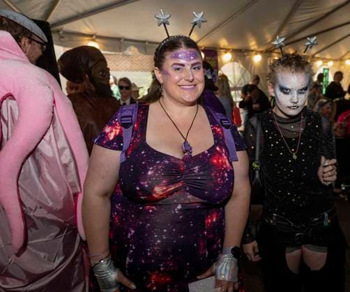 May 18, 2024 - McMinnville, Oregon, USA - The 24th Annual McMenamins UFO Festival commemorates the sighting of a UFO in 1950 by McMinnville farmer Paul Trent, who made several photos of a disc-shaped object hovering over his land. Mcminnville USA - ZUMAce6_ 20240518_zaf_ce6_043 Copyright: xBrianxCahnx