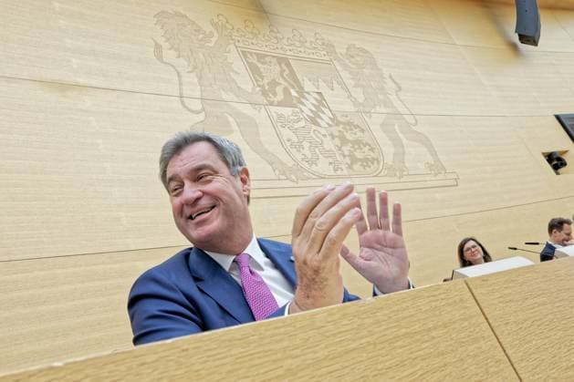 Bilder des Jahres 2024, News 06 Juni News Themen der Woche KW24 News Bilder des Tages Markus Söder , CSU. 22. Plenarsitzung des Landtags. Der Bayerische Ministerpräsident Dr. Markus Söder, CSU, an seinem Platz auf der Regierungsbank. München Bayern Deutschland Copyright: xRolfxPossx