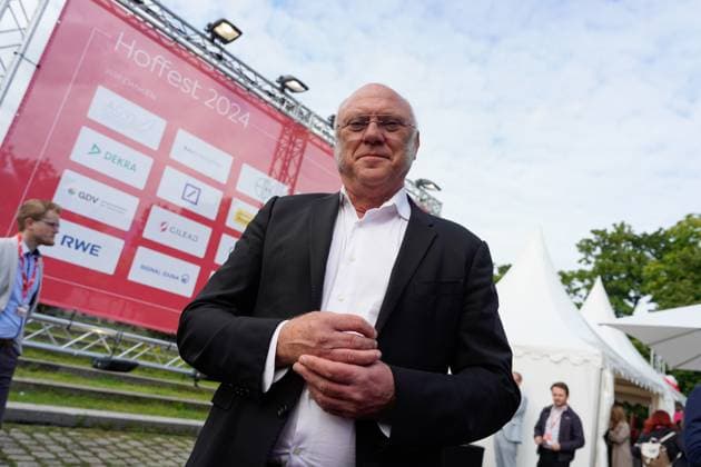 Hoffest der SPD-Bundestagsfraktion Hoffest der SPD-Bundestagsfraktion im Tipi am Kanzleramt; Ulrich Schneider, Deutscher Paritätischer Wohlfahrtsverband Berlin Berlin GER