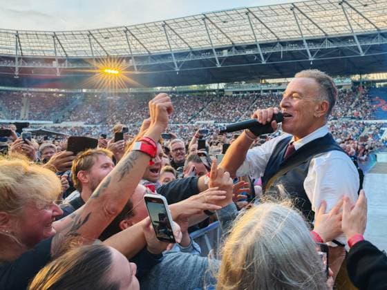 Bilder des Jahres 2024, Entertainment 07 Juli Entertainment Themen der Woche KW27 06.07.2024 xkhx Hannover, Heinz von Heiden Arena Konzert US-Superstar der Boss Bruce Springsteen mit seiner E Street Band ei dem einzigen Konzert in Deutschland