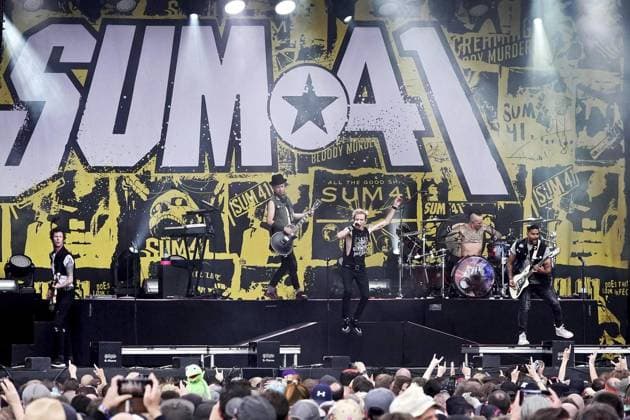 Bilder des Jahres 2024, Entertainment 07 Juli Entertainment Themen der Woche KW27 Entertainment Bilder des Tages RECORD DATE NOT STATED Die Gruppe SUM41 auf dem Ruhrpott-Rodeo ** NUR FÜR REDAKTIONELLE ZWECKE ** EDITORIAL USE ONLY **<p>Die Gruppe SUM41 auf dem Ruhrpott-Rodeo am Sonntag, 07.07.2024 an der Straße Langer Weg in Hünxe. Deutschland NRW Bottrop Copyright: MichaelxKorte