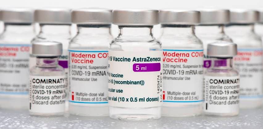 Covid-19 Impfstoff von Astra Zeneca, Moderna und Pfizer; Biontech; Pfizer-Biontech Der Impfstoff von Astra Zeneca, Moderna und Pfizer; Biontech; Pfizer-Biontech gegen Corona Covid-19