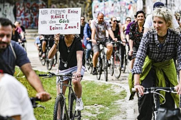 Bilder des Jahres 2024, News 07 Juli News Themen der Woche KW28 News Bilder des Tages Fahrrad-Demo gegen Schließung Görlitzer Park ** NUR FÜR REDAKTIONELLE ZWECKE ** EDITORIAL USE ONLY **<p>Fahrrad-Demo gegen Schließung Görlitzer Park , fotografiert am 13.07.2024 in Berlin. Deutschland Berlin Berlin Copyright: MaurizioxGambarini