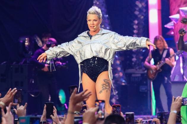 Bilder des Jahres 2024, Entertainment 07 Juli Entertainment Themen der Woche KW 29 Entertainment Bilder des Tages P!NK: Summer Carnival World Tour Leipzig 17.7.2024 - P!NK bei der Summer Carnival World Tour in der Red Bull Arena in Leipzig Foto: Matthias Gränzdörfer Sachsen Germany Copyright: xMatthiasxGränzdörferx