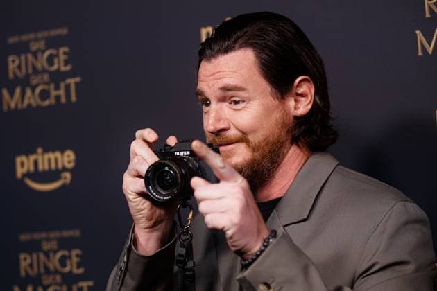 Bilder des Jahres 2024, Entertainment 08 August Entertainment Themen der Woche KW32 Photocall - Die Ringe der Macht Benjamin Walker beim Photocall zur Amazon Prime Serie Die Ringe der Macht Staffel 2 in der AchtBerlin Event Location am 08.08.2024 Copyright: xEventpressxKochanx