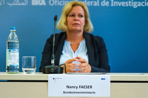 Bilder des Jahres 2024, News 08 August News Themen der Woche KW34 News Bilder des Tages Wiesbaden Im Rahmen einer Sicherheitstour durch mehrere Bundesländer besucht Nancy Faeser (Bundesinnenministerin, SPD) das Bundeskriminalamt (BKA) in Wiesbaden Im Rahmen einer Sicherheitstour durch mehrere Bundesländer besucht Nancy Faeser (Bundesinnenministerin, SPD) das Bundeskriminalamt (BKA) in Wiesbaden, 22.08.2024. Copyright: xEibner-Pressefoto FlorianxWieganx EP_FWD