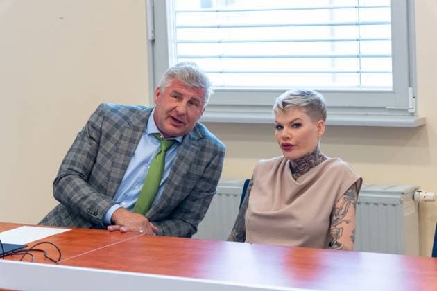 Bilder des Jahres 2024, Entertainment 08 August Entertainment Themen der Woche KW34 Entertainment Bilder des Tages Letzter Verhandlungstag gegen die Mallorca Sängerin Melanie Müller vor dem Amtsgericht Leipzig. Melanie Müller Gericht