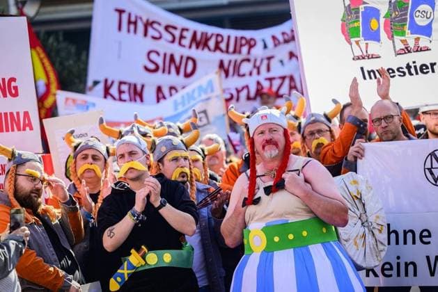 Bilder des Jahres 2024, News 09 September News Themen der Woche KW38 News Bilder des Tages Stahl-Gipfel in Duisburg. ** NUR FÜR REDAKTIONELLE ZWECKE ** EDITORIAL USE ONLY **<p>Demonstrationen und Stahlgipfel am Montag den 16. September 2024 in Duisburg. Deutschland NRW Dui Copyright: RalfxRottmann
