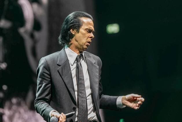 Bilder des Jahres 2024, Entertainment 09 September Entertainment Themen der Woche KW39 Entertainment Bilder des Tages Nick Cave & The Bad Seeds in Oberhausen ** NUR FÜR REDAKTIONELLE ZWECKE ** EDITORIAL USE ONLY **<p>Nick Cave &amp; The Bad Seeds spielen am 24.9.2024 in der Rudolf Weber-Arena in Oberhausen. Die Band kommt aus Australien. Foto : Arnulf Stoffel Funke Foto Services < p> Buntes Deutschland NRW Oberhausen Copyright: ArnulfxStoffel