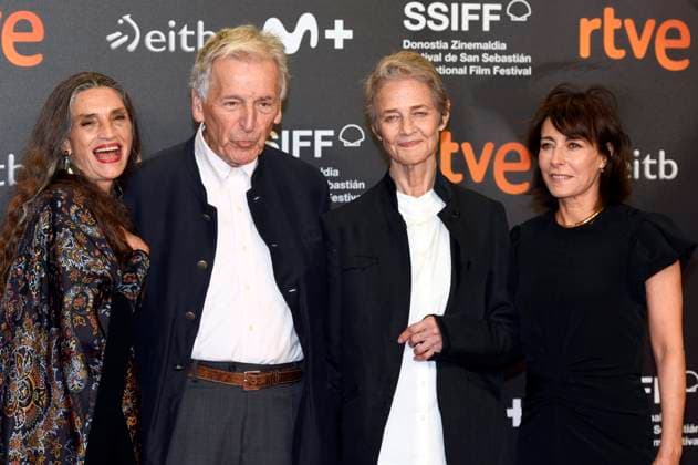 Bilder des Jahres 2024, Entertainment 09 September Entertainment Themen der Woche KW39 Entertainment Bilder des Tages Angela Molina, Costa- Gavras, Charlotte Rampling und Marilyne Canto bei der Premiere des Kinofilms Le dernier souffle Last Breath auf dem 72. Internationalen Filmfestival San Sebastian Festival Internacional de Cine de San Sebastian im Kursaal. San Sebastian, 25.09.2024