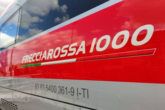 Berlin, Deutschland, 27.09.2024: Messe: Innotrans - Internationale Fachmesse für Bahn- und Verkehrstechnik: Frecciarossa 1000, Herstellerbezeichnung ETR 1000, bahntechnisch unter der Bezeichnung ETR 400 geführt und ehemals als V300 Zefiro bezeichnet, sind italienische Hochgeschwindigkeitszüge des Herstellers Hitachi Rail Copyright: xdtsxNachrichtenagenturx dts_47294
