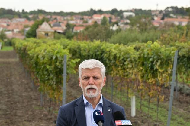 Czech President Petr Pavel speaks with journalists during the press briefing within the two days visit of South Moravia in Valtice, Czech Republic, October 10, 2024. (CTKxPhoto VaclavxSalek) CTKPhotoP2024101006065  CTKPhotoP2024101006065